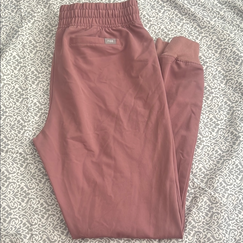Figs Mineral Mauve Pants